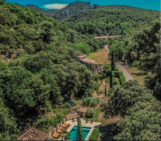 L'Isle-sur-la-Sorgue (84800) PROPRIETE 240M2