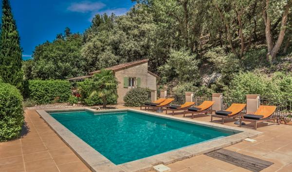 L'Isle-sur-la-Sorgue (84800) PROPRIETE 240M2