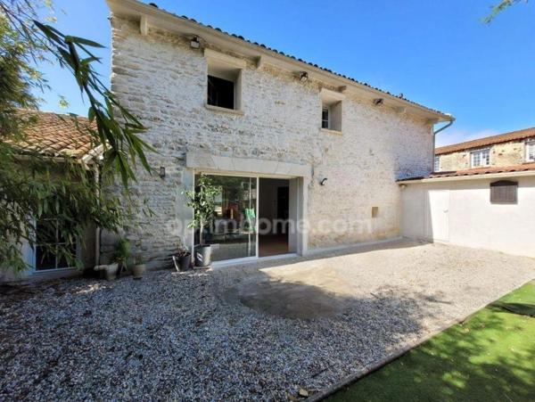 Maison coup de cœur- Charentaise de caractère 6 chambres – 300 m² de confort et d'authenticité ASNIERES SUR NOUERE (16)