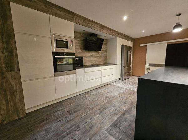 Maison coup de cœur- Charentaise de caractère 6 chambres – 300 m² de confort et d'authenticité ASNIERES SUR NOUERE (16)