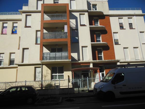 Toulouse 31200 Métro BORDEROUGE SANS FRAIS AGENCE  Agréable T3 Récent de 61.60m² avec  Terrasse couverte /loggia de 5.82m² ,cellier/buanderie, place de parking