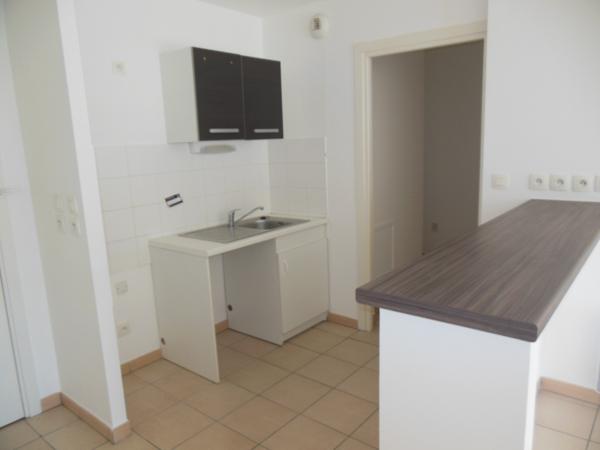 Toulouse 31200 Métro BORDEROUGE SANS FRAIS AGENCE  Agréable T3 Récent de 61.60m² avec  Terrasse couverte /loggia de 5.82m² ,cellier/buanderie, place de parking