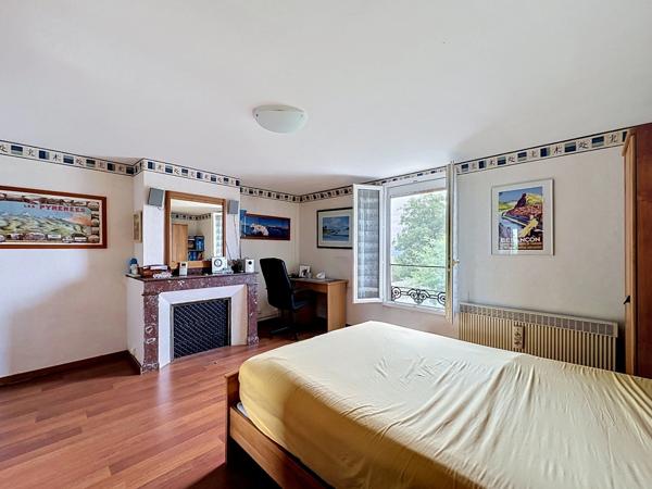 Maison à vendre 10 pièces au centre de CASTELNAU MAGNOAC (65)