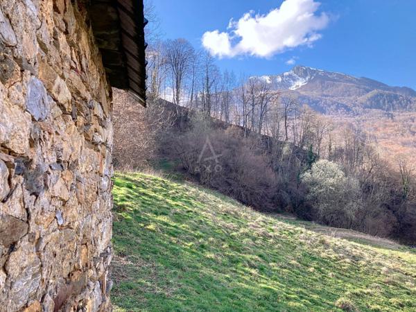 Deux granges dans le Val d'Azun, Arbéost