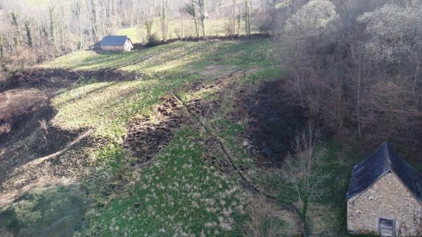 Deux granges dans le Val d'Azun, Arbéost