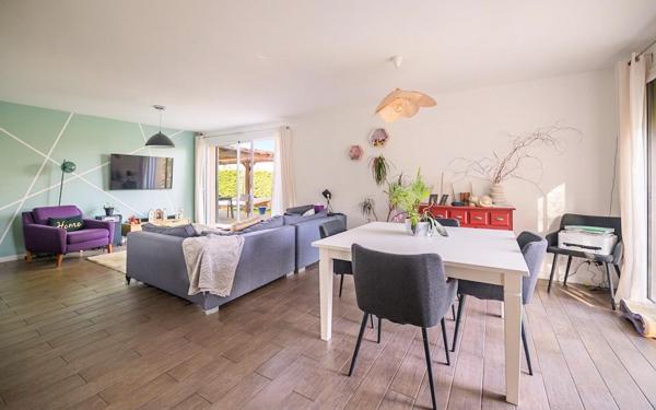 Maison à LA BAZOGE, 72650 - 6 pièces 125m²