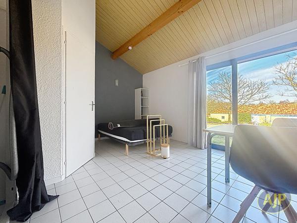 Location appartement La Roche Sur Yon : 440 € - AJP Immobilier La Roche-sur-Yon