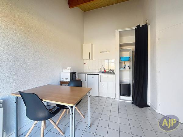 Location appartement La Roche Sur Yon : 440 € - AJP Immobilier La Roche-sur-Yon
