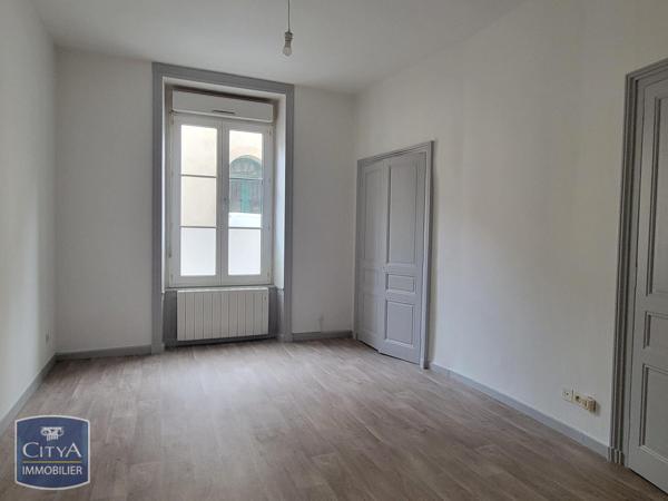 Location appartement Saint-Brieuc (22000) 2 pièces 51.96m²
