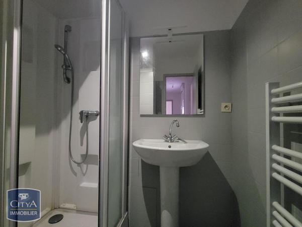 Location appartement Saint-Brieuc (22000) 2 pièces 51.96m²