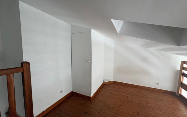 Appartement à louer    1 pièce •  La Rochelle