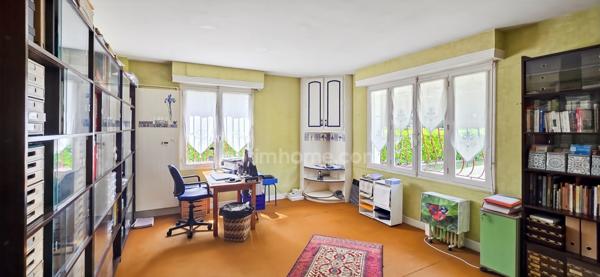 Maison à vendre 9 pièces PAU (64) Rare– Entre Trespoey et Allées de Morlaàs – 260 m² et 1300M2 de terrain!