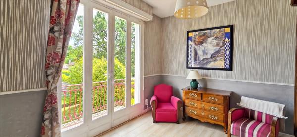 Maison à vendre 9 pièces PAU (64) Rare– Entre Trespoey et Allées de Morlaàs – 260 m² et 1300M2 de terrain!