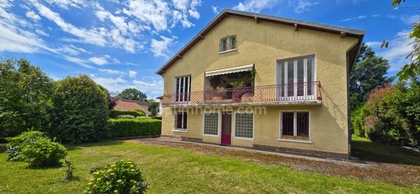 Maison à vendre 9 pièces PAU (64) Rare– Entre Trespoey et Allées de Morlaàs – 260 m² et 1300M2 de terrain!