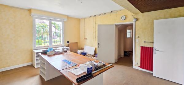 Maison à vendre 9 pièces PAU (64) Rare– Entre Trespoey et Allées de Morlaàs – 260 m² et 1300M2 de terrain!