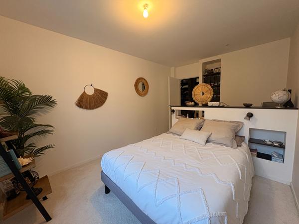 EXCEPTIONNEL A BEG MEIL- Maison contemporaine 4 chambres de plain pied.