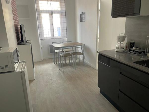 Vente                                                      Appartement
                        
                     2 pièces                      21 m2                     à Perpignan