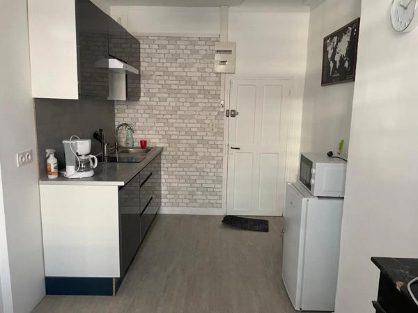 Vente                                                      Appartement
                        
                     2 pièces                      21 m2                     à Perpignan