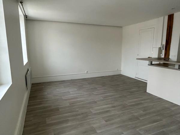 Location Appartement 3 pièces 57 m2 à Chartres