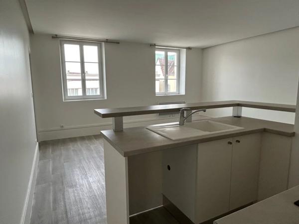 Location Appartement 3 pièces 57 m2 à Chartres
