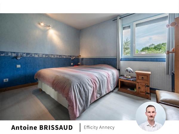 Appartement
         4 pièces
        - 80 m² 335 000 € *