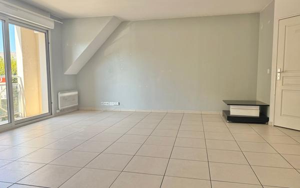Appartement à vendre    3 pièces • 56,32 m2 Chilly-Mazarin