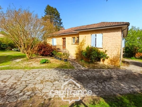 Maison à vendre 4 pièces SIORAC EN PERIGORD, sous-sol de 100m² exploitable jardin 1933m² avec puit.