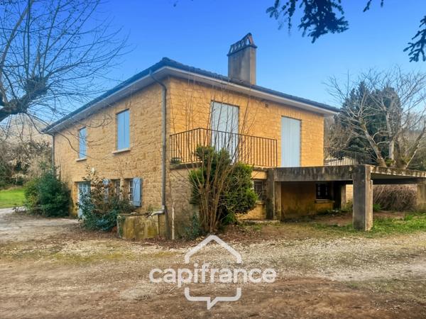 Maison à vendre 4 pièces SIORAC EN PERIGORD, sous-sol de 100m² exploitable jardin 1933m² avec puit.
