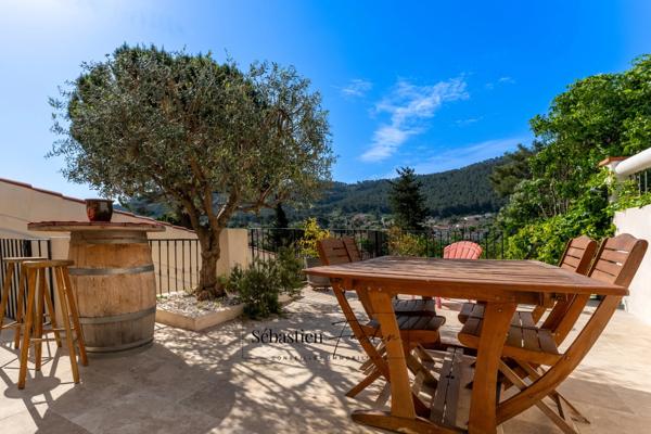 Maison à vendre à LA PENNE-SUR-HUVEAUNE (13) - Vue panoramique - Grand calme - Rénovations récentes - Cuisine d'été