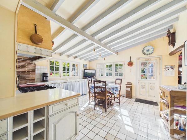 Maison à vendre  8 pièces - 212,88 m 2   CHARTRES  - 28