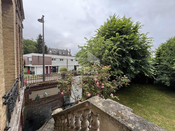 Maison Elbeuf 7 pièce(s) 172 m2