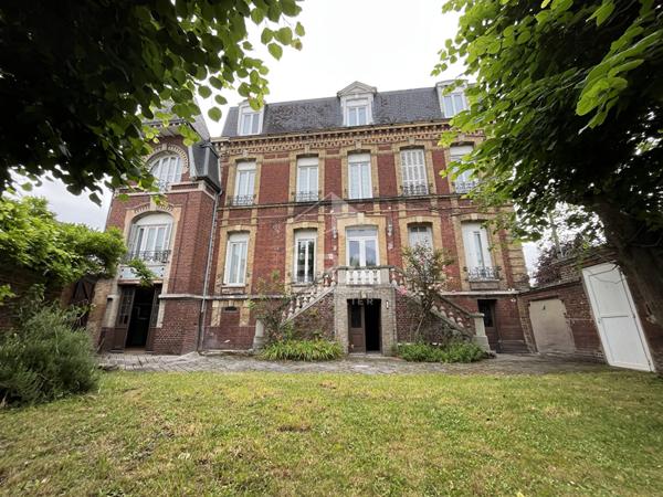 Maison Elbeuf 7 pièce(s) 172 m2