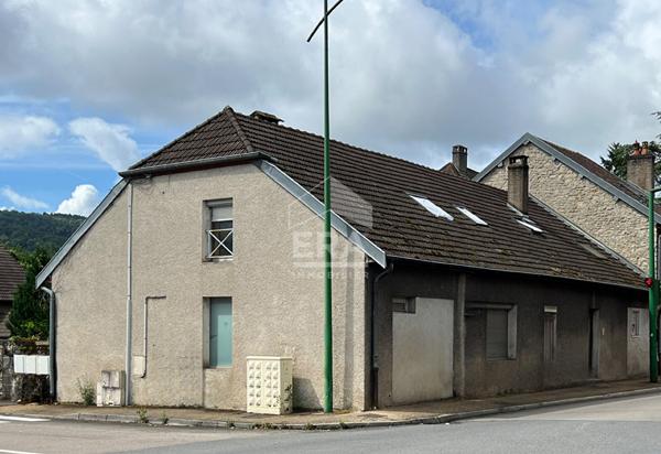 MAISON ROCHE LEZ BEAUPRÉ
