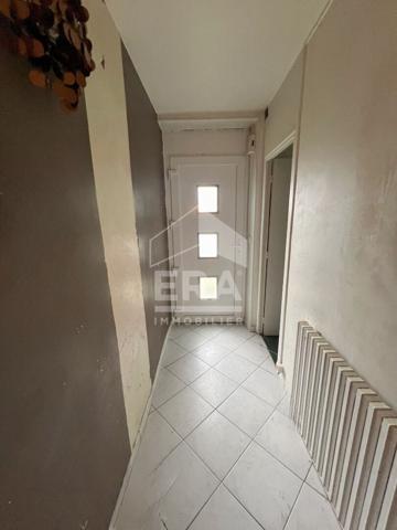 MAISON ROCHE LEZ BEAUPRÉ