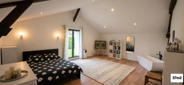 Maison à vendre 5 pièces SALON DE PROVENCE (13)209M² avec extérieurs et garage