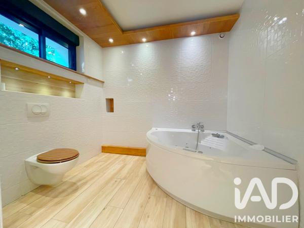 Maison à vendre 7 pièces 180 m² Montluçon