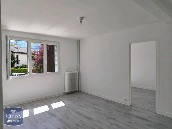 Appartement à louer 3 pièces 55m² Saint-Égrève (38120)