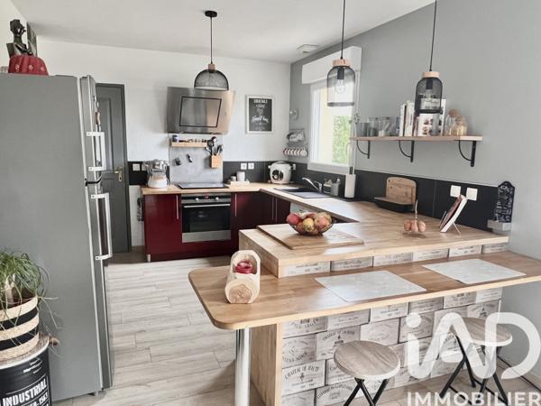 Maison à vendre 6 pièces 100 m² Beaufort-en-Anjou