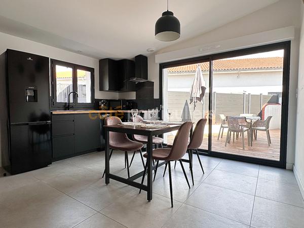 Vente
                Maison52 m² - 3 Pièces -
                    MIMIZAN (40200)