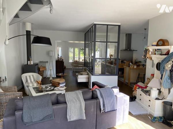 Situation privilégiée pour cette villa de caractère 