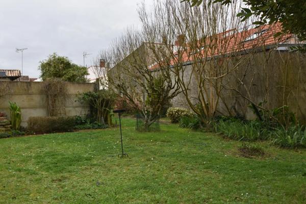 Charente-Maritime, 17, Ile d'Oléron, Maison à vendre 6 pièces, 100 m², terrain, LE CHATEAU D'OLERON (17)