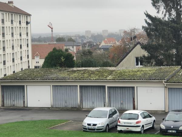 APPARTEMENT SPATIEUX DE 78 M2 AVEC BALCON ET GARAGE TRES BIEN SITUE AU 1er ETAGE D'UN IMMEUBLE DE STANDING  Beauvais (60000)