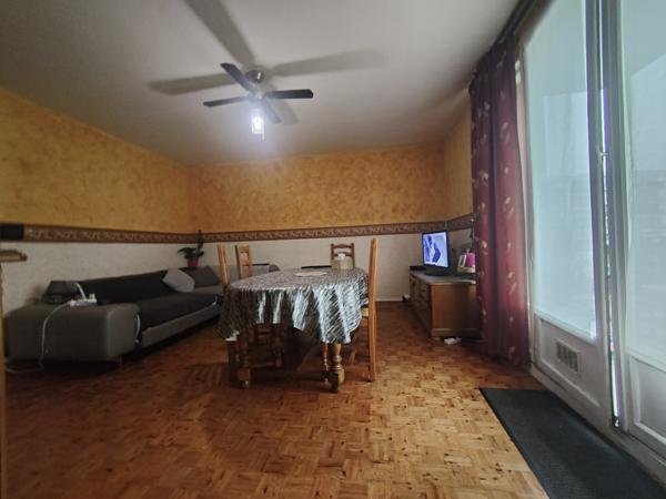 APPARTEMENT SPATIEUX DE 78 M2 AVEC BALCON ET GARAGE TRES BIEN SITUE AU 1er ETAGE D'UN IMMEUBLE DE STANDING  Beauvais (60000)