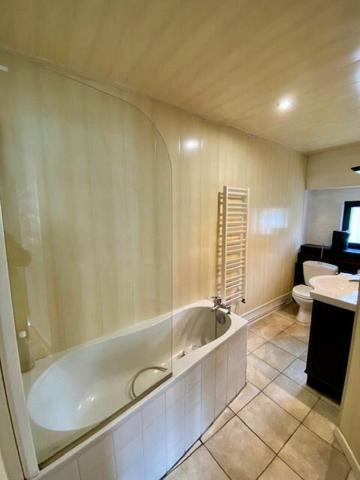 Appartement à louer    3 pièces • 76,65 m2 Gex