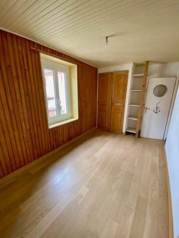 Appartement à louer    3 pièces • 76,65 m2 Gex