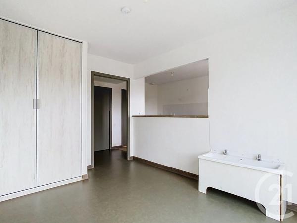 Maison à vendre  6 pièces - 107,74 m 2   TRELIVAN  - 22