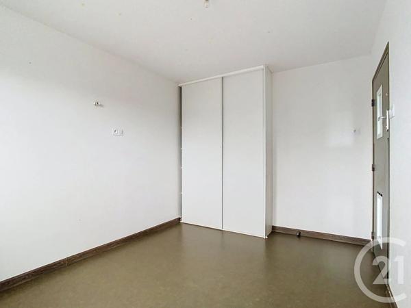 Maison à vendre  6 pièces - 107,74 m 2   TRELIVAN  - 22
