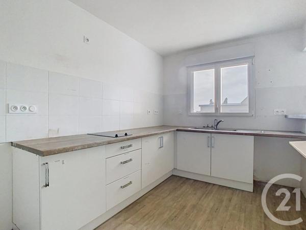 Maison à vendre  6 pièces - 107,74 m 2   TRELIVAN  - 22