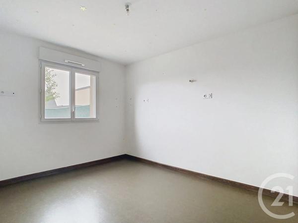 Maison à vendre  6 pièces - 107,74 m 2   TRELIVAN  - 22