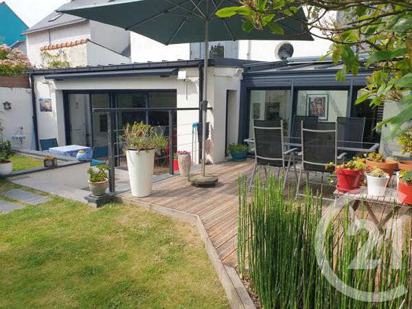 Maison à vendre  6 pièces - 142,57 m 2   PENESTIN  - 56